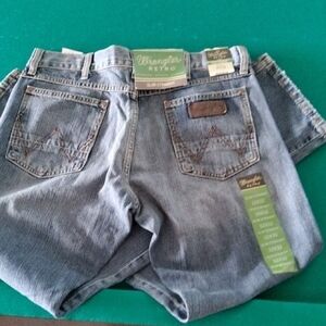 Wrangler Light Blue Denim Retro Slim Straight Jeans